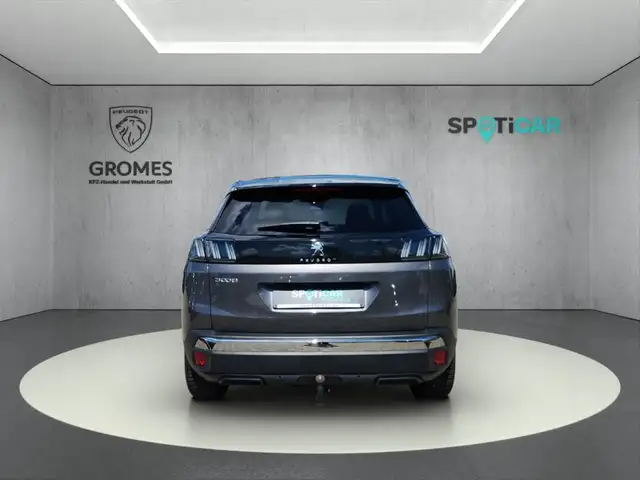 Peugeot 3008 view 4