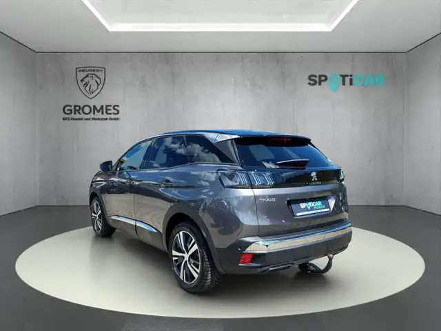 Peugeot 3008 view 5