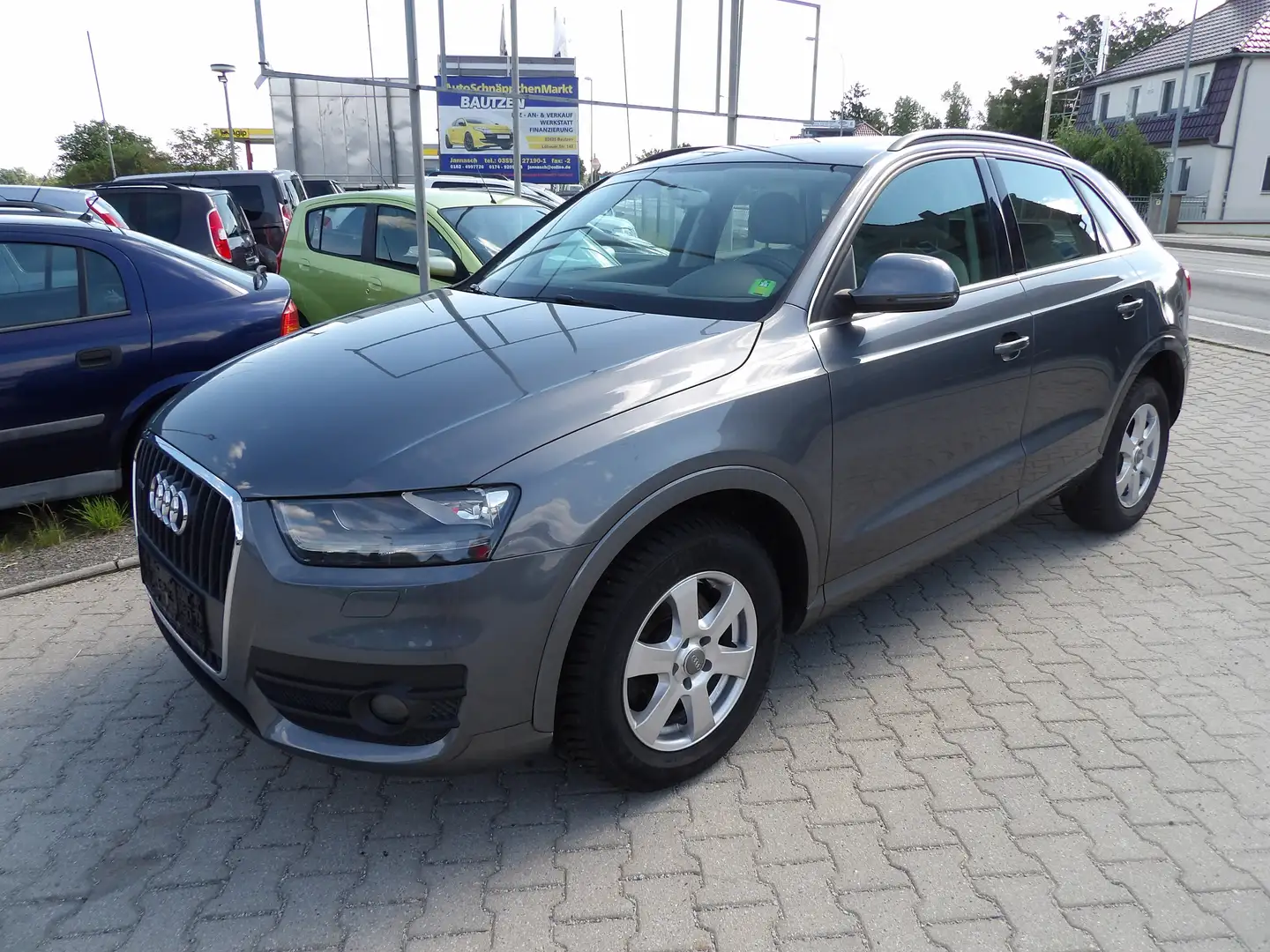 Audi Q3 2.0 TFSI quattro,sitzheizung Grau - 2