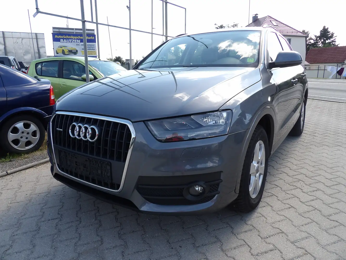 Audi Q3 2.0 TFSI quattro,sitzheizung Grau - 1
