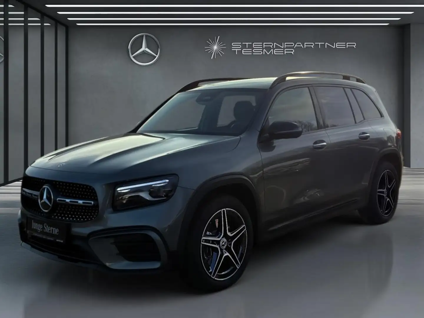 Mercedes-Benz GLB 250 4M AMG-Pr+ HUD Night Panorama AHK Multib Grau - 1