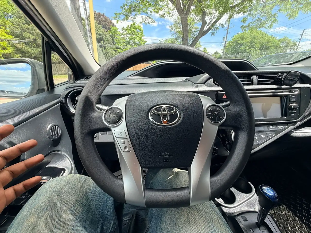 Toyota Prius c photo Toyota Prius c