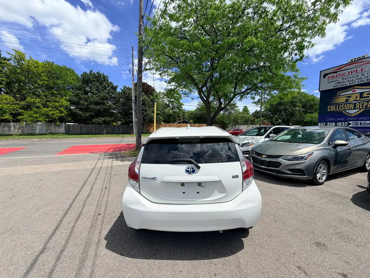 Toyota Prius c photo Toyota Prius c