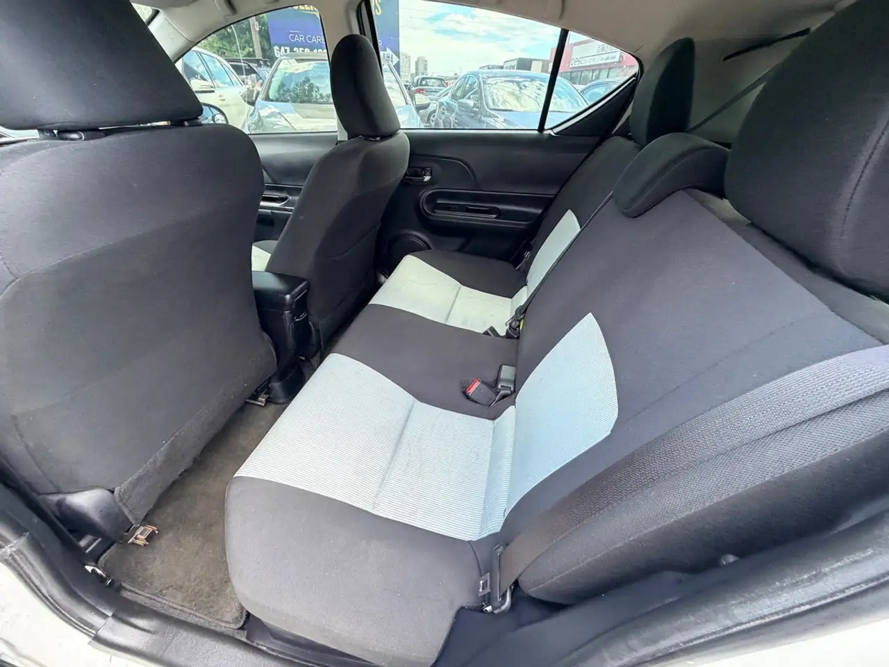 Toyota Prius c photo Toyota Prius c