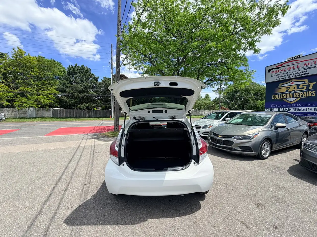 Toyota Prius c photo Toyota Prius c