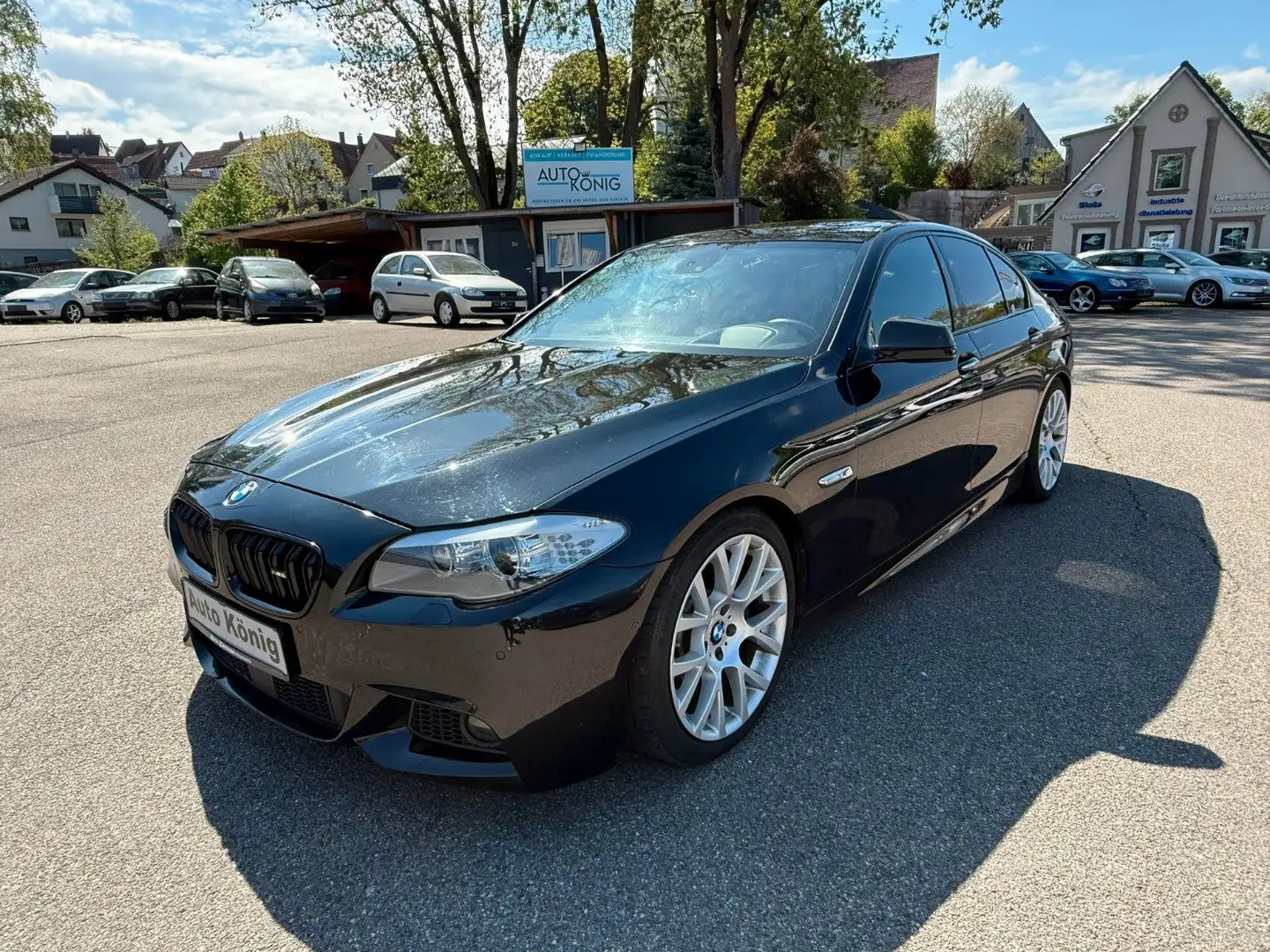 BMW 550 i*3 ZONEN KLIMAAUT*HEADUP*TOP AUSSTATTUNG* Černá - 2