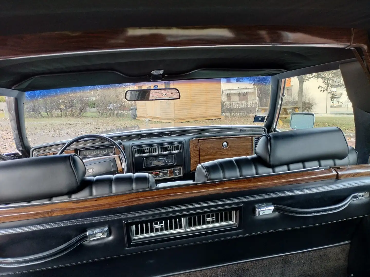Cadillac Fleetwood - 1