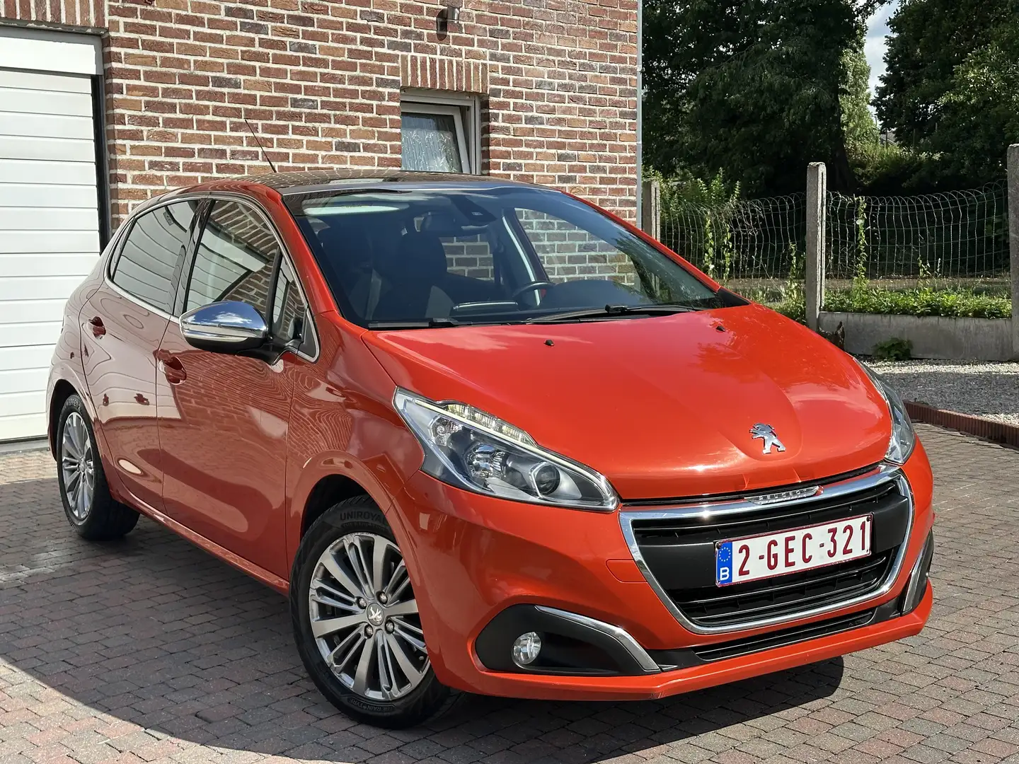 Peugeot 208 euro6b prete a immatriculer Оранжевий - 2