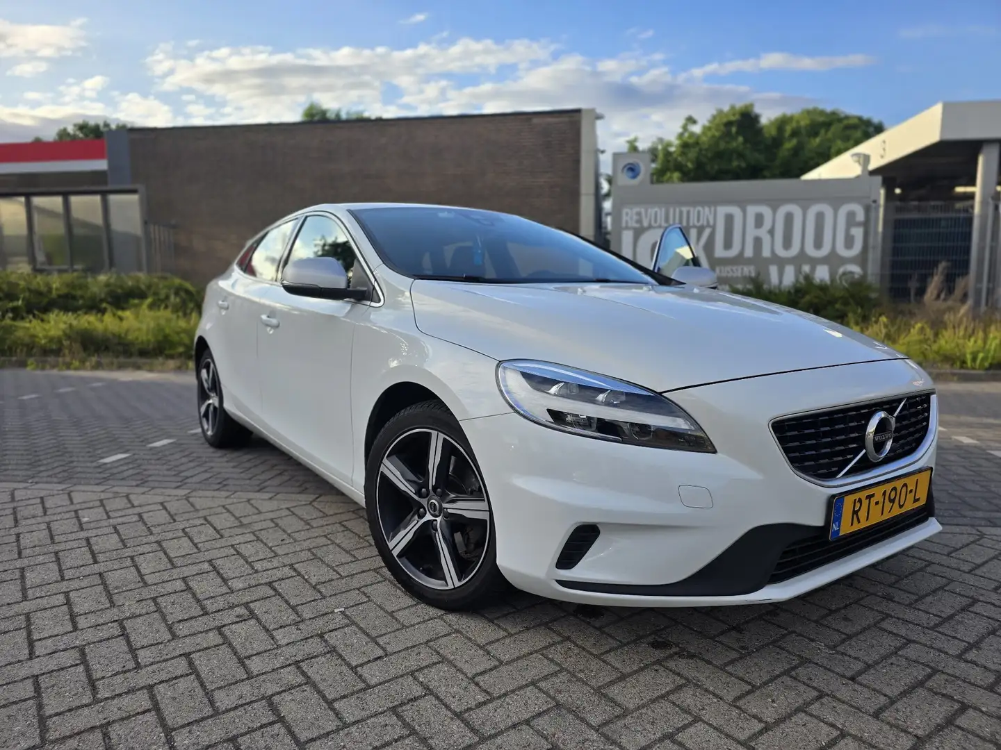 Volvo V40 2.0 T4 Bns Sport Bianco - 2