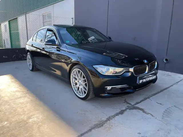 BMW 328 328iA Luxury