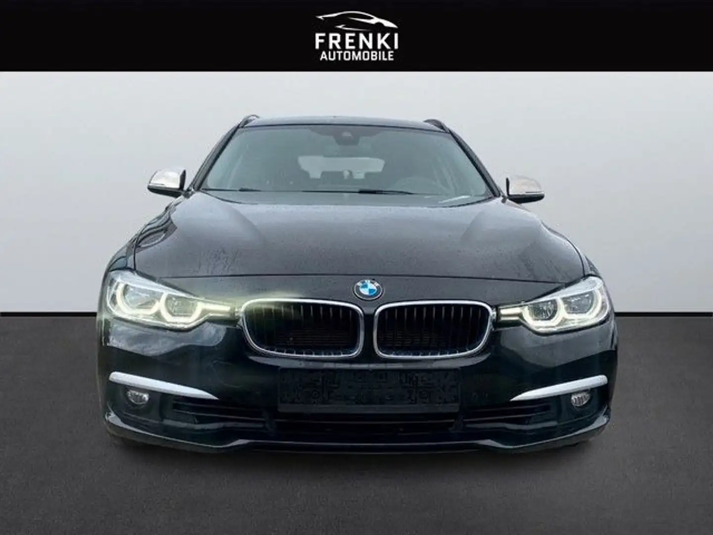 BMW 330 d Touring xDrive Advantage*NAVI*LED*AHK* Noir - 2