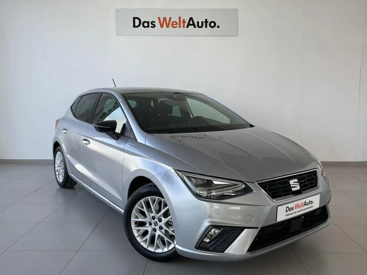 SEAT Ibiza 1.0 TSI S&S FR XS 110 Argent - 1