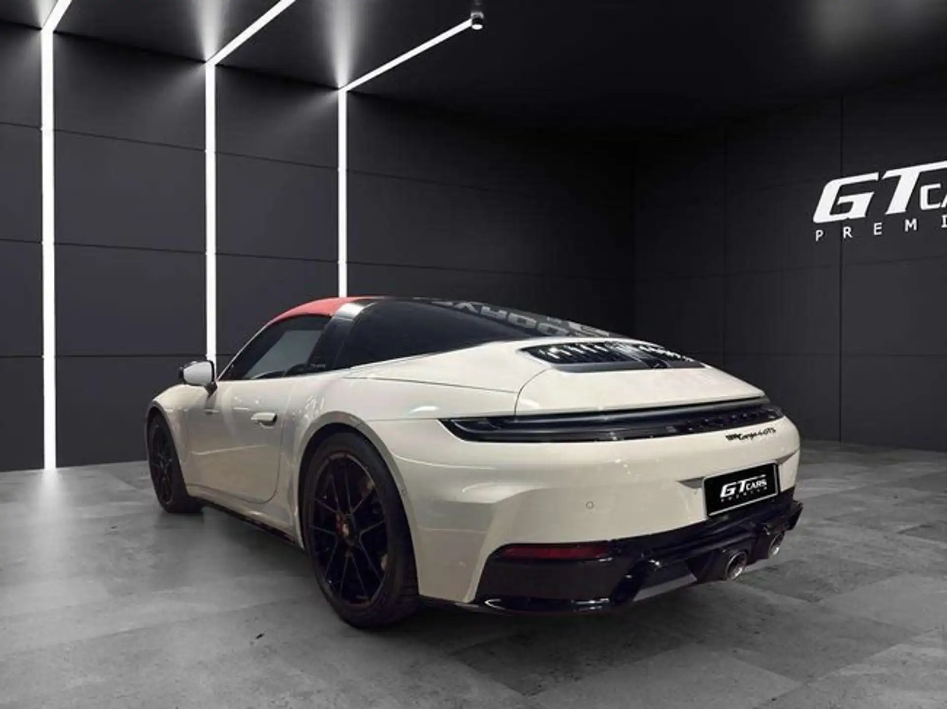 포르쉐 911 Turbo 4S Coupe 2025 흰색 사진 3