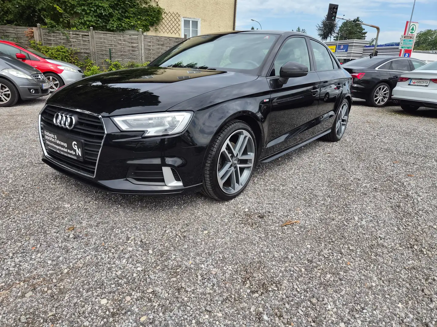 Audi A3 S-line TDI sport Schwarz - 1