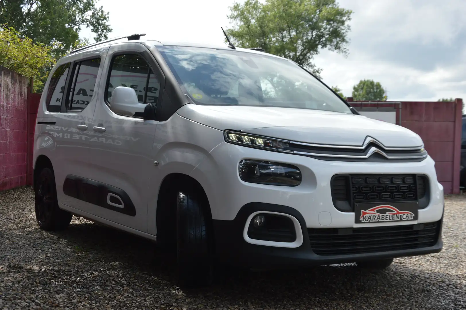 Citroen Berlingo 1.5 BlueHDi M Shine S Weiß - 2