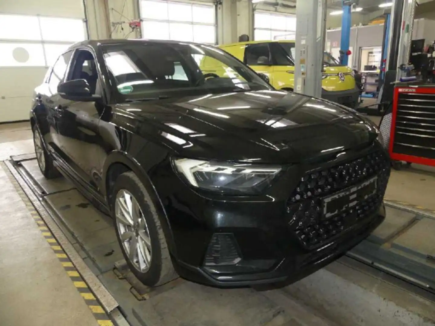 Audi A1 30 TFSI S tronic NAVI SHZ LED GRA Schwarz - 2