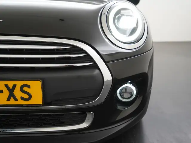 Mini Hatch view 20