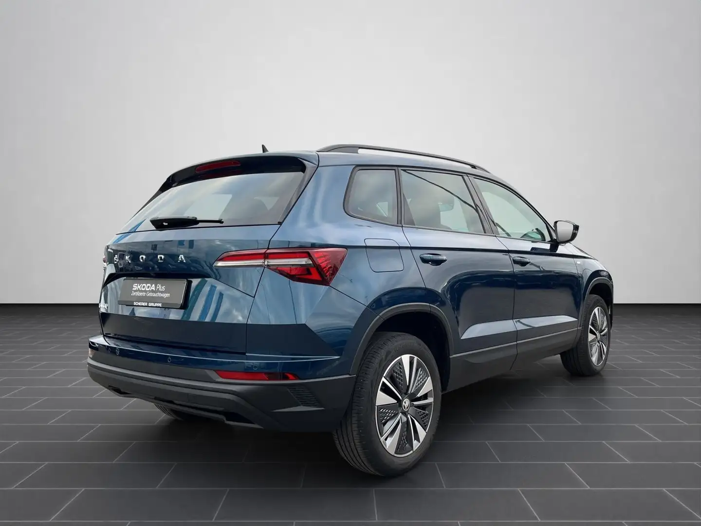Skoda Karoq 1.5 TSI ACT Tour LED SHZ AHK Blau - 2