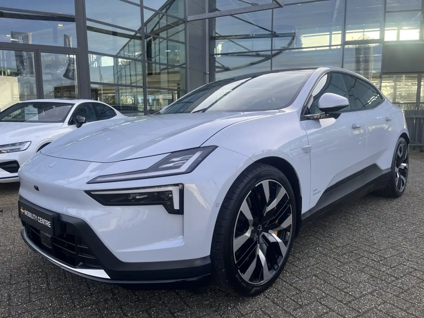 Polestar 4 LRDM Performance 100 kWh | Pilot & Plus Pack | NIE Blanc - 1