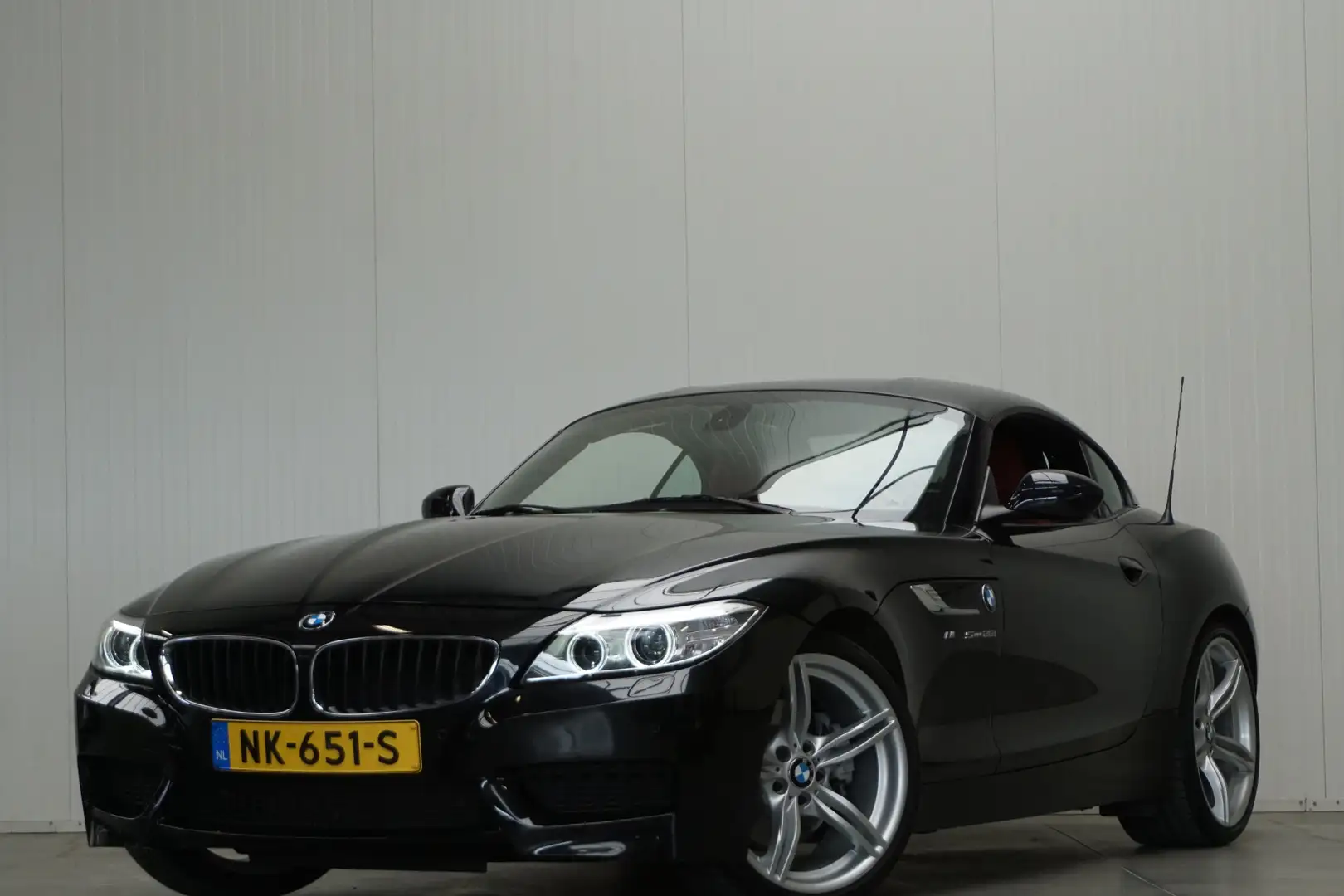 BMW Z4 Roadster sDrive28i High Executive NL AUTO! M-SPORT Schwarz - 2