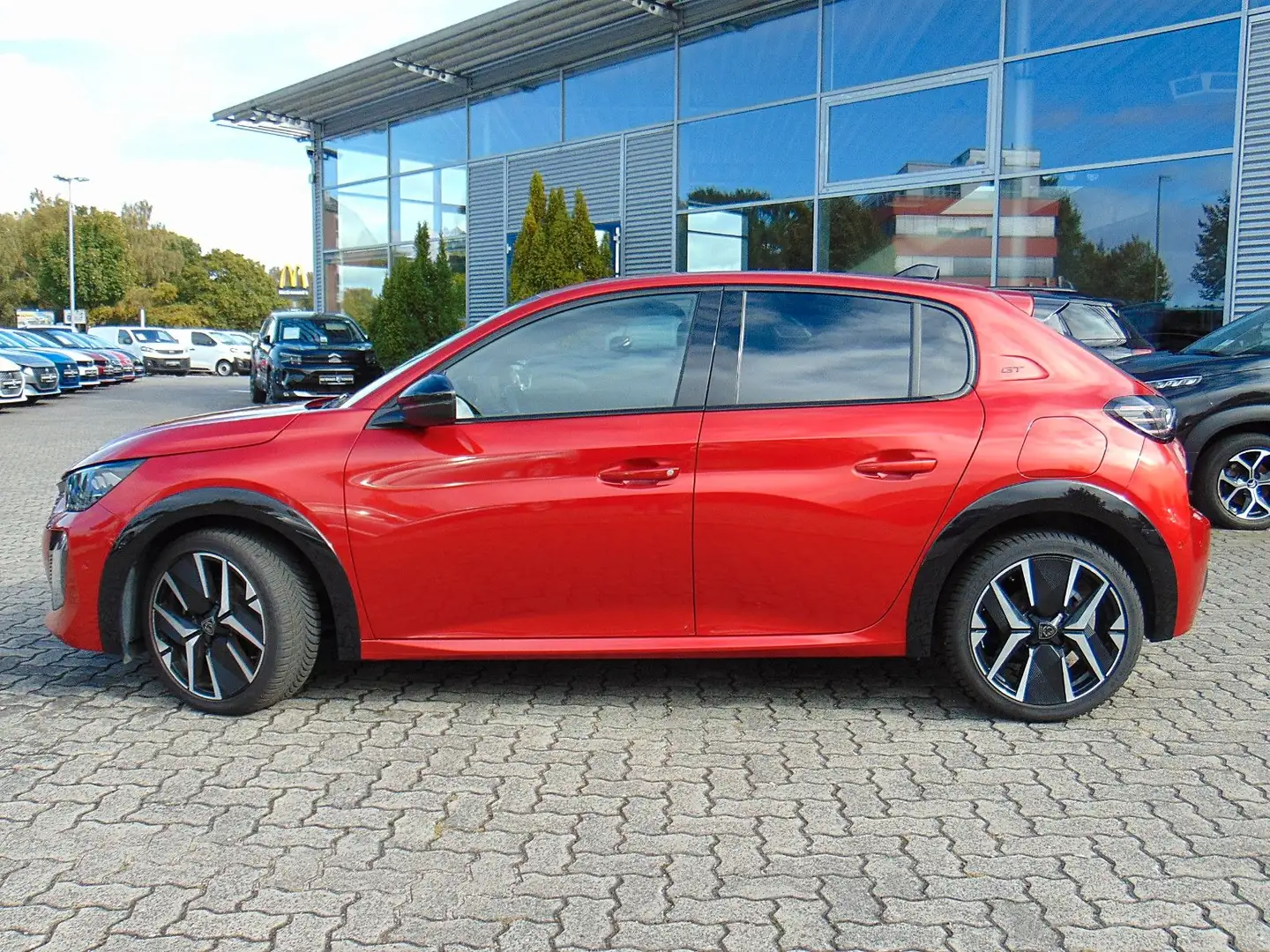 Peugeot 208 GT 1.2 PureTech - 360°Cam - LED - Rot - 2