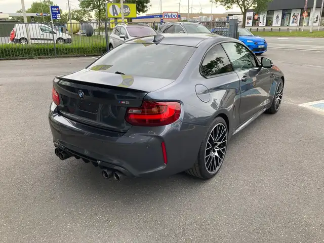 BMW M2 view 7