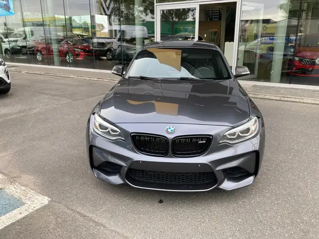 BMW M2 view 2