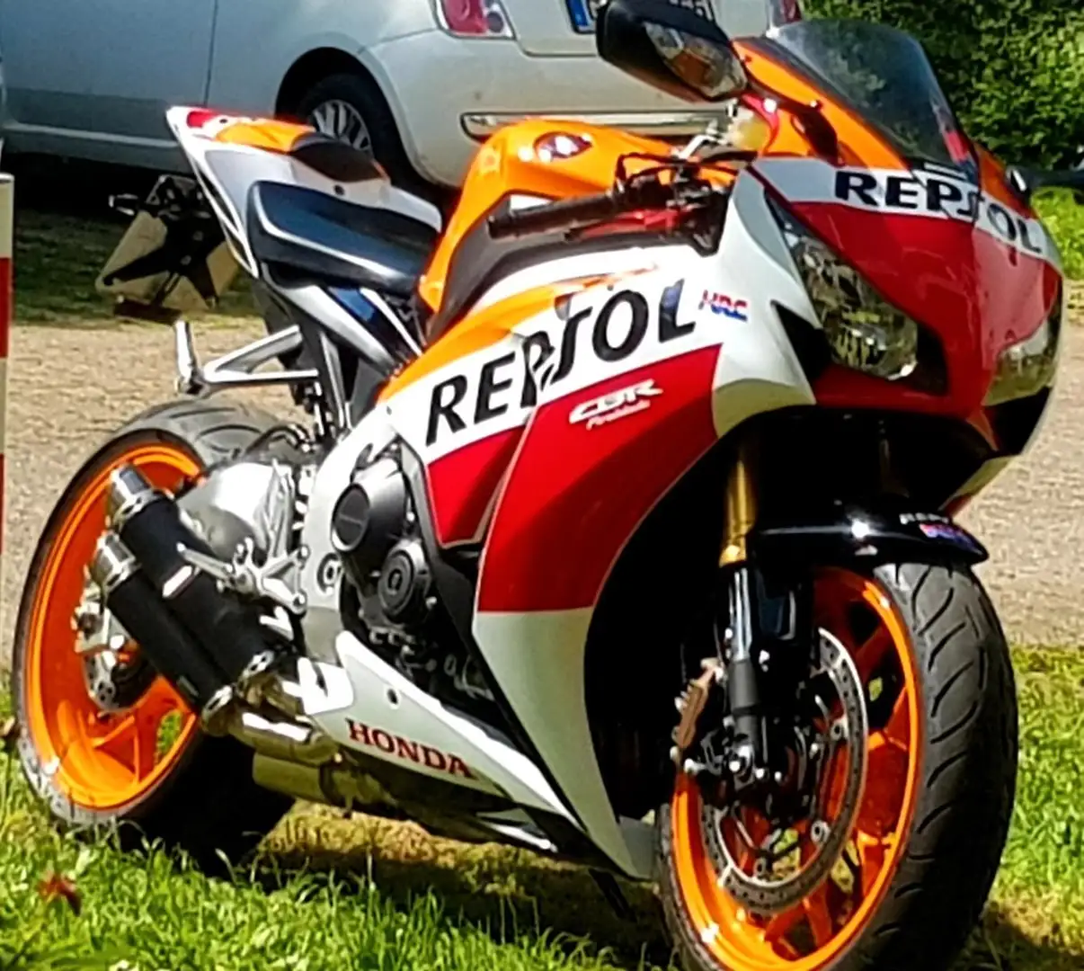 Honda CBR 1000 Orange - 1