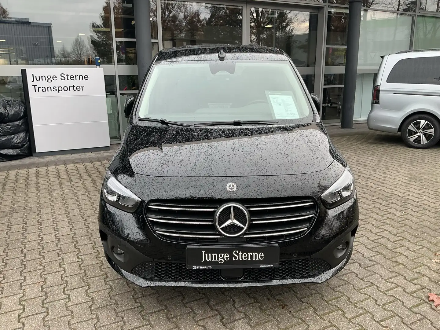 Mercedes-Benz T 180 Lang Progressive/Edition/Navi/LED/Sitzhzg Schwarz - 2