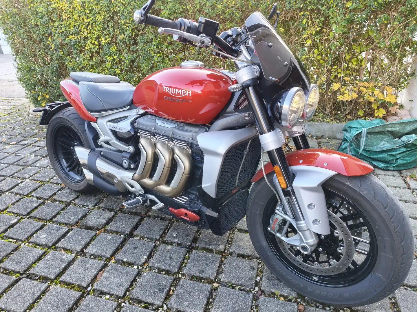 Triumph Rocket 3 R Rouge - 1