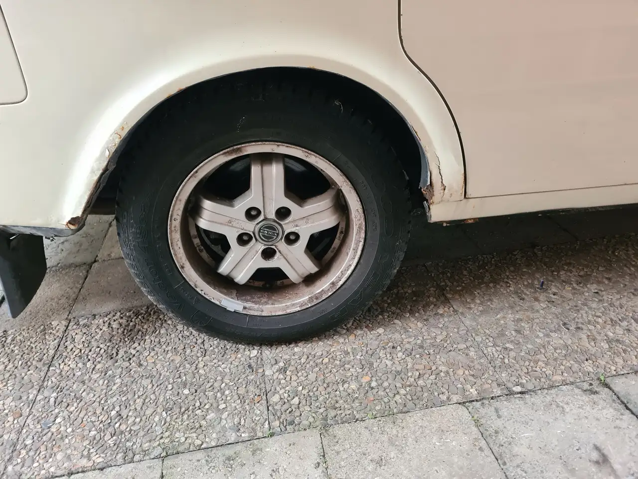 Volvo 240, foto 5
