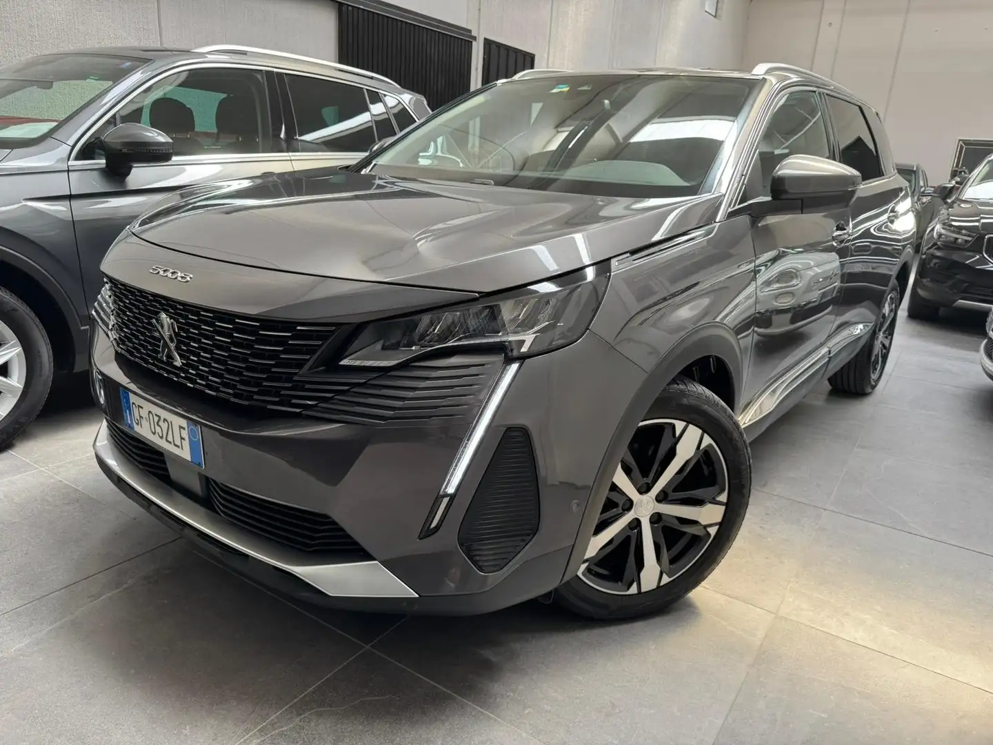 Peugeot 5008 5008 1.5 bluehdi Allure Pack s Gris - 1