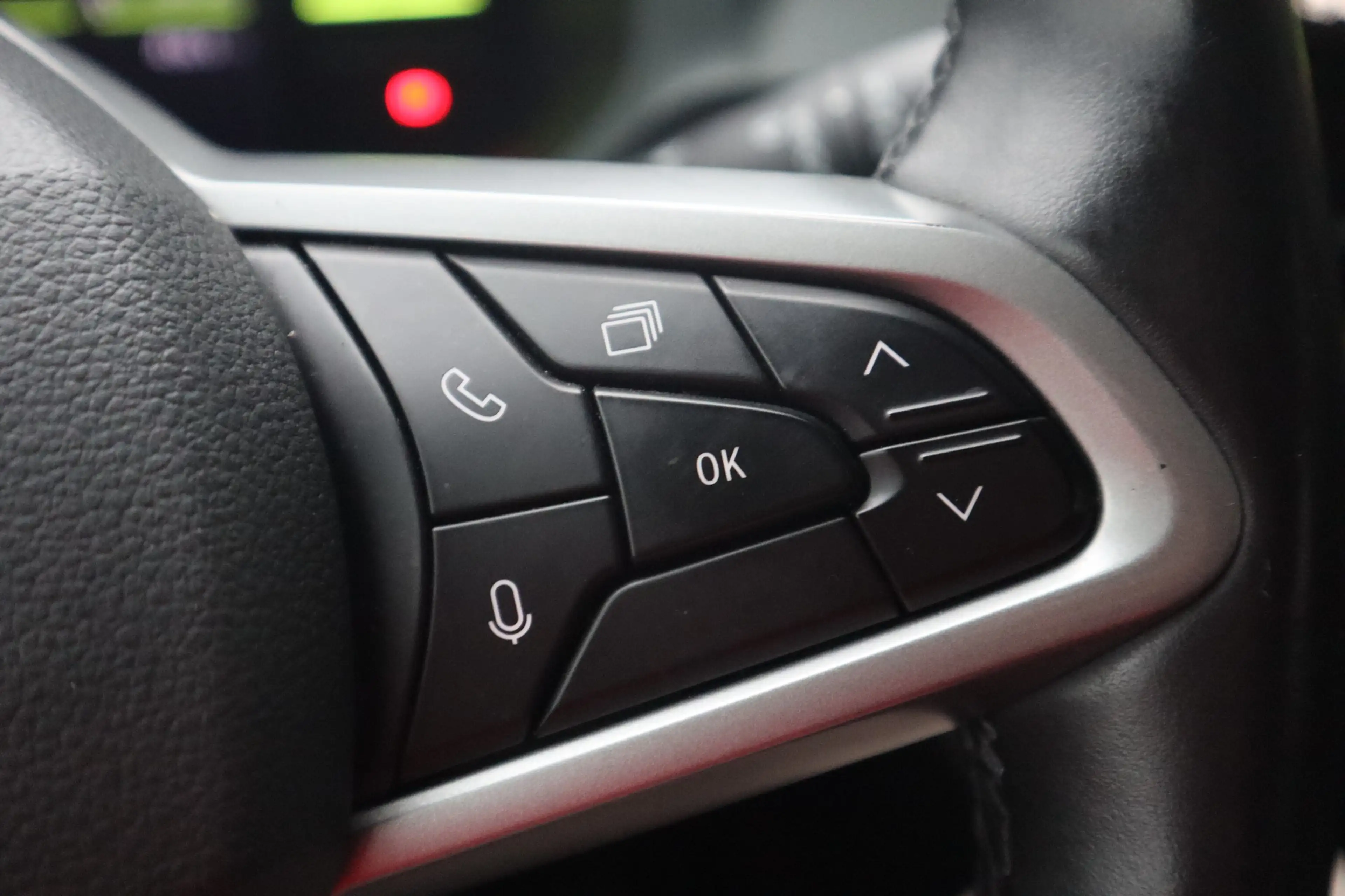 Dacia Duster TCe 130 4x4 Extreme LED Navi Kamera AHK — photo 15