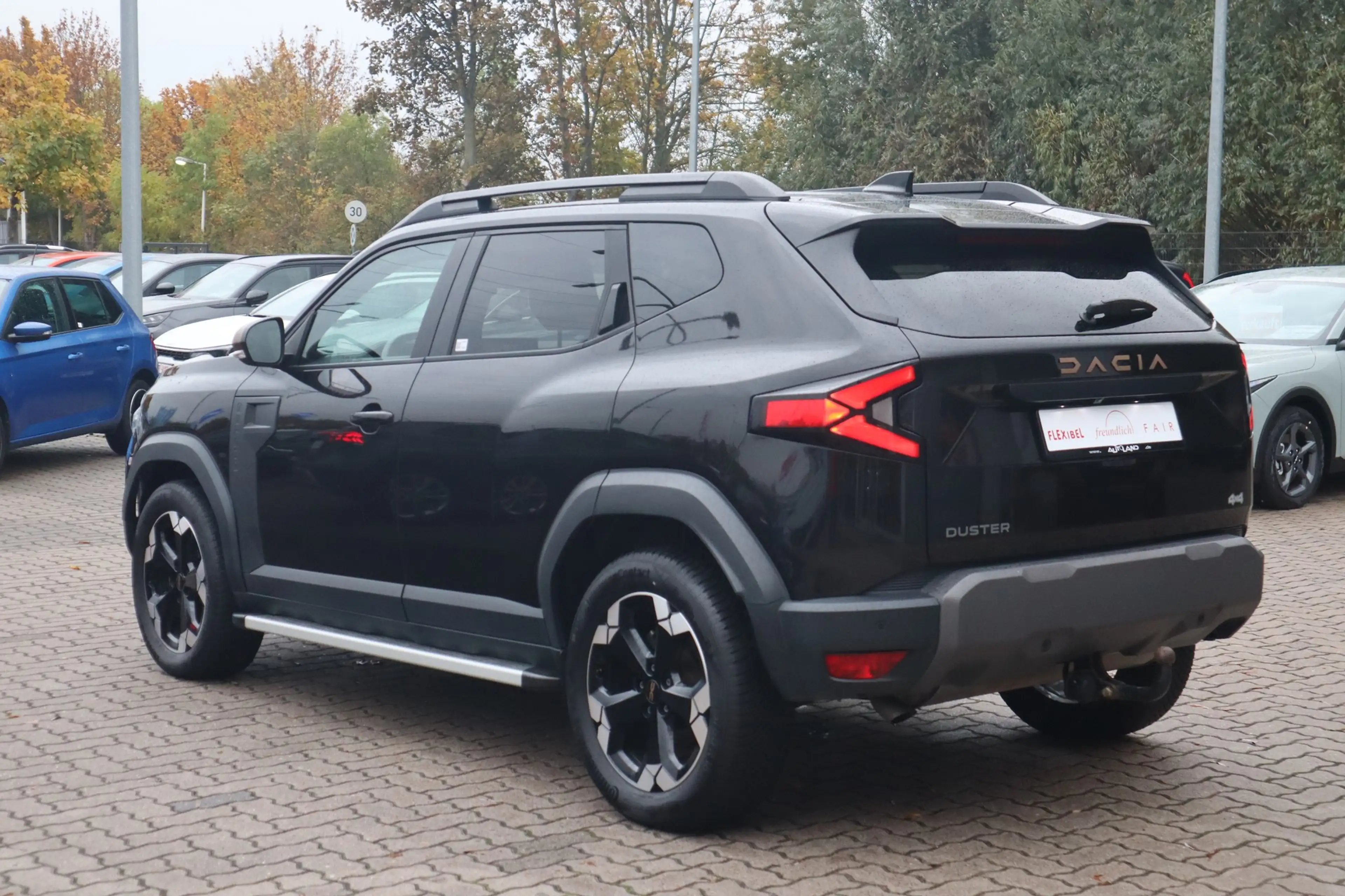 Dacia Duster TCe 130 4x4 Extreme LED Navi Kamera AHK — photo 3