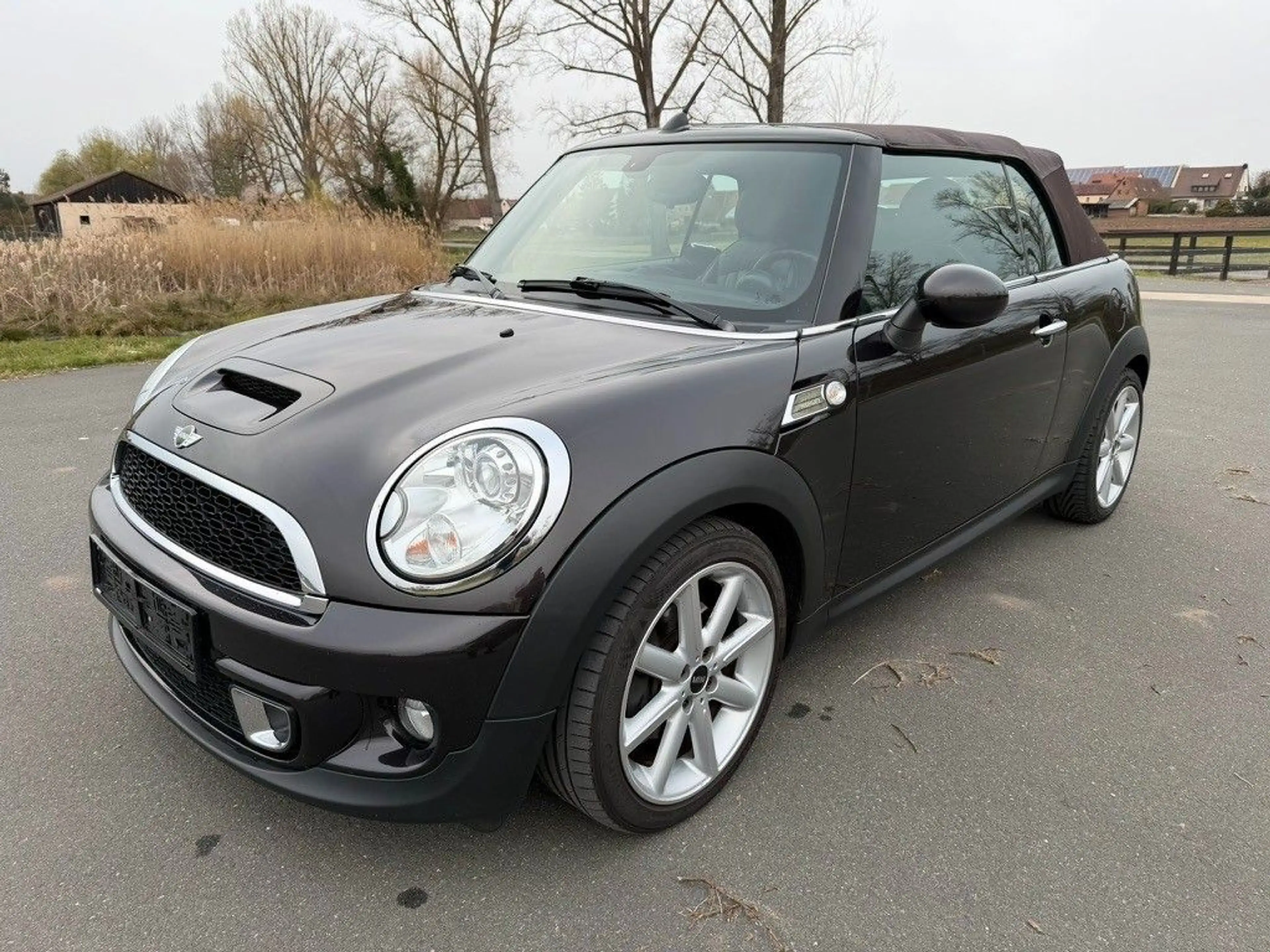 MINI Cooper SD Cabrio — photo 2