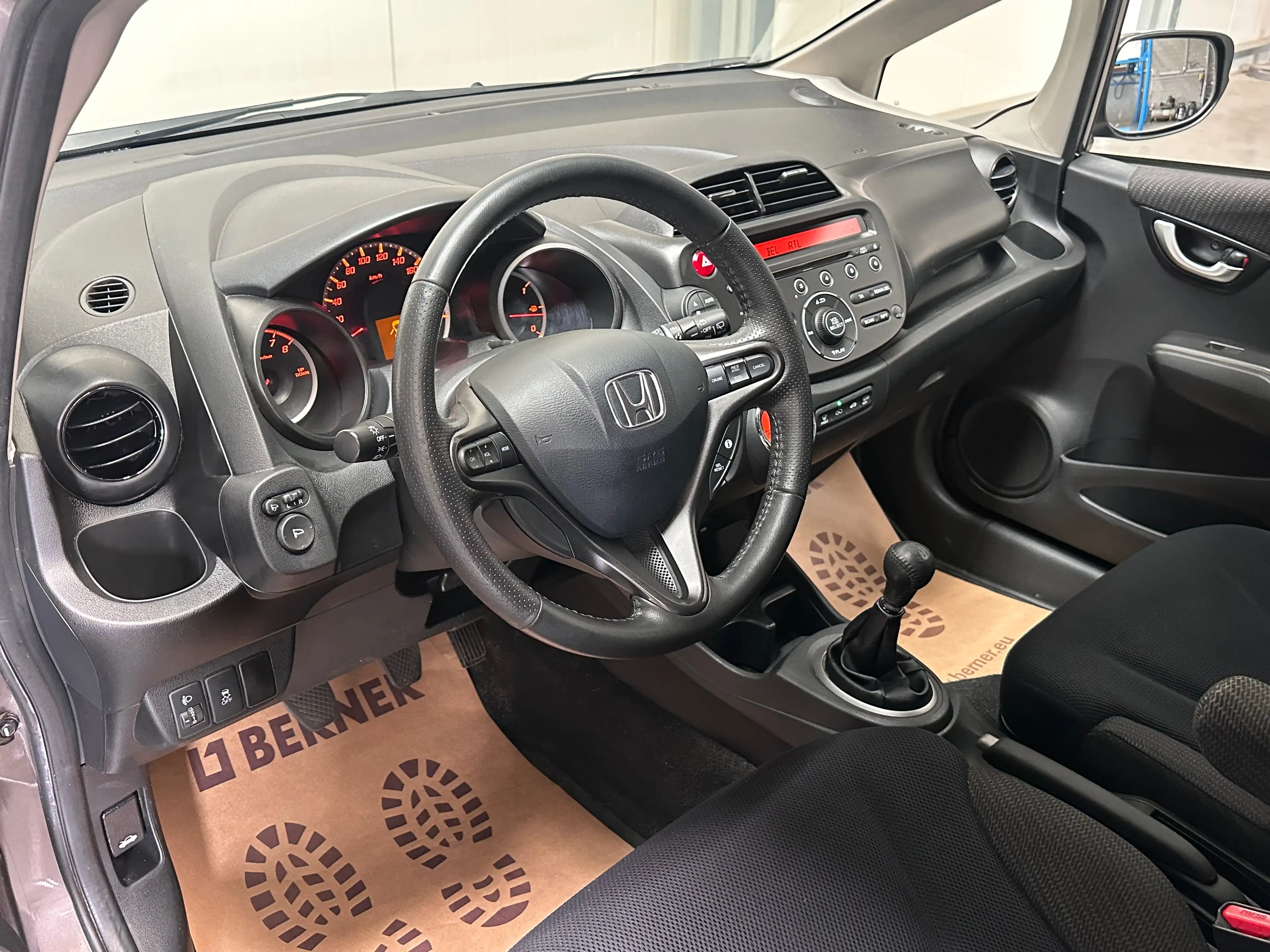 Honda Jazz Jazz 1.4i Exclusive — photo 8