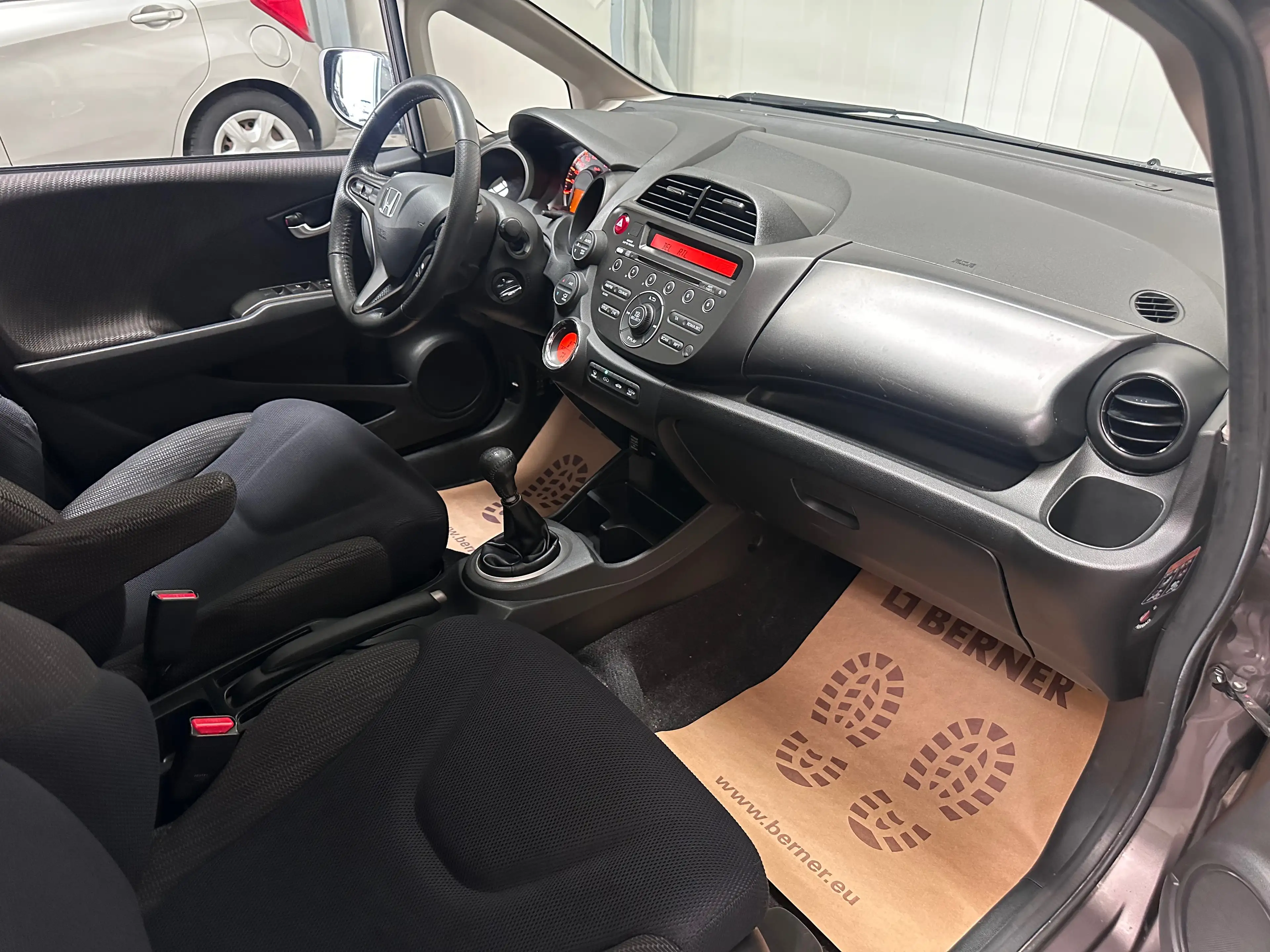 Honda Jazz Jazz 1.4i Exclusive — photo 11