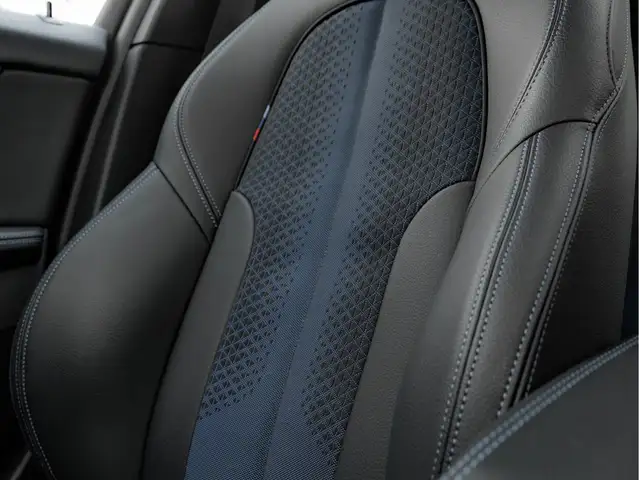 BMW 1 Series view 20
