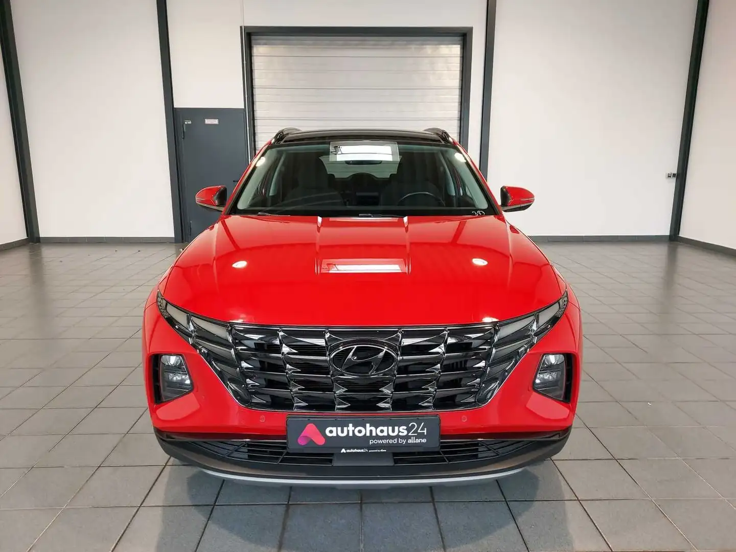 Hyundai TUCSON 1.6 T-GDI Trend Plug-In Hybrid 4WD Rood - 2