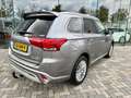 Mitsubishi Outlander 2.4 PHEV Intense+ 4WD, NAP, CarPlay, Trekhaak, Sun Gris - thumbnail 2