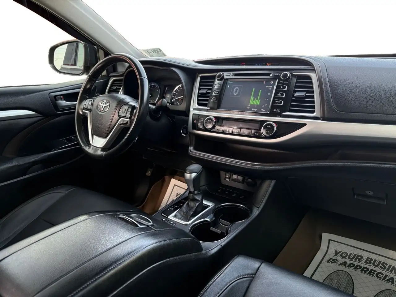 Toyota Highlander снимка Toyota Highlander