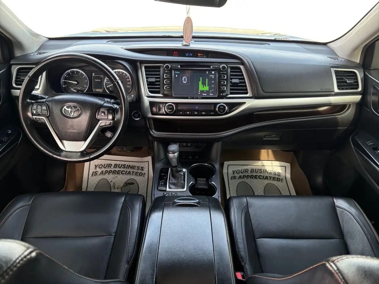 Toyota Highlander снимка Toyota Highlander