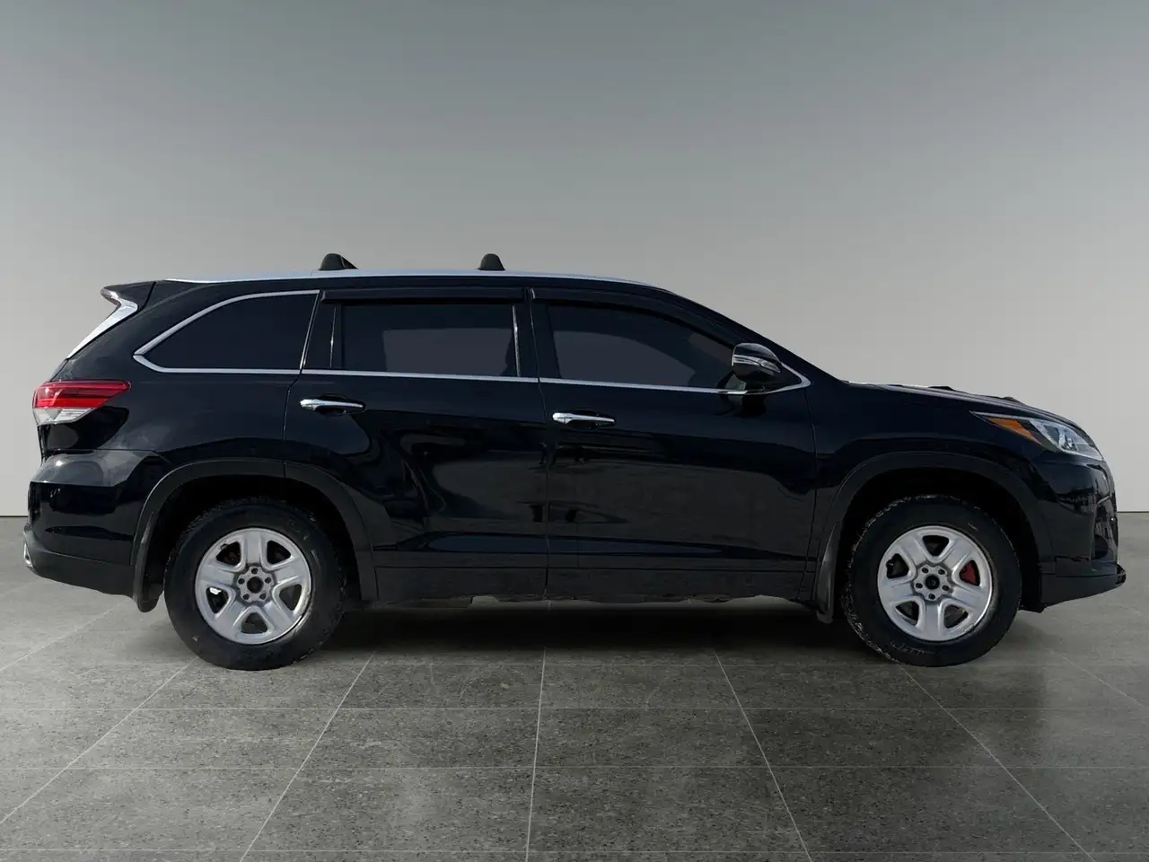 Toyota Highlander снимка Toyota Highlander