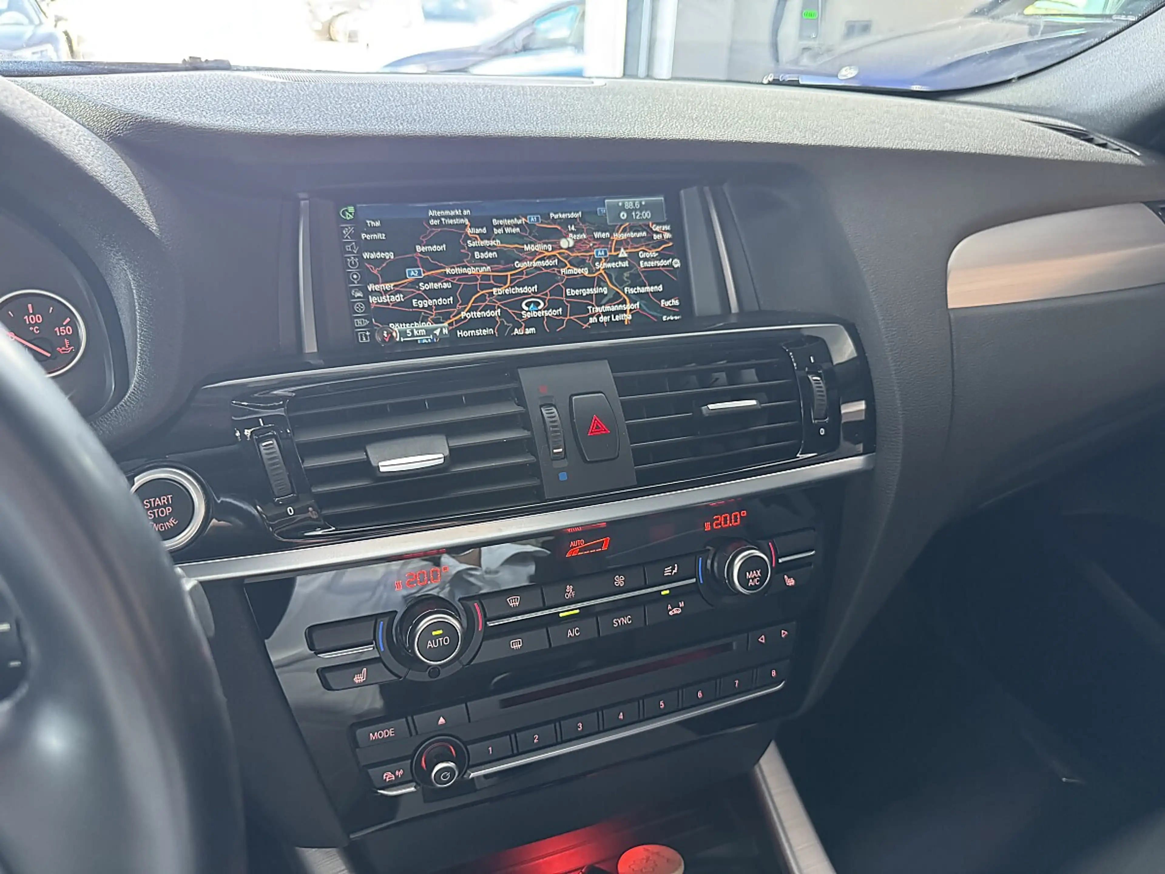 BMW X4 xDrive 20d Aut.*M-Paket*Wenig-KM* — photo 23