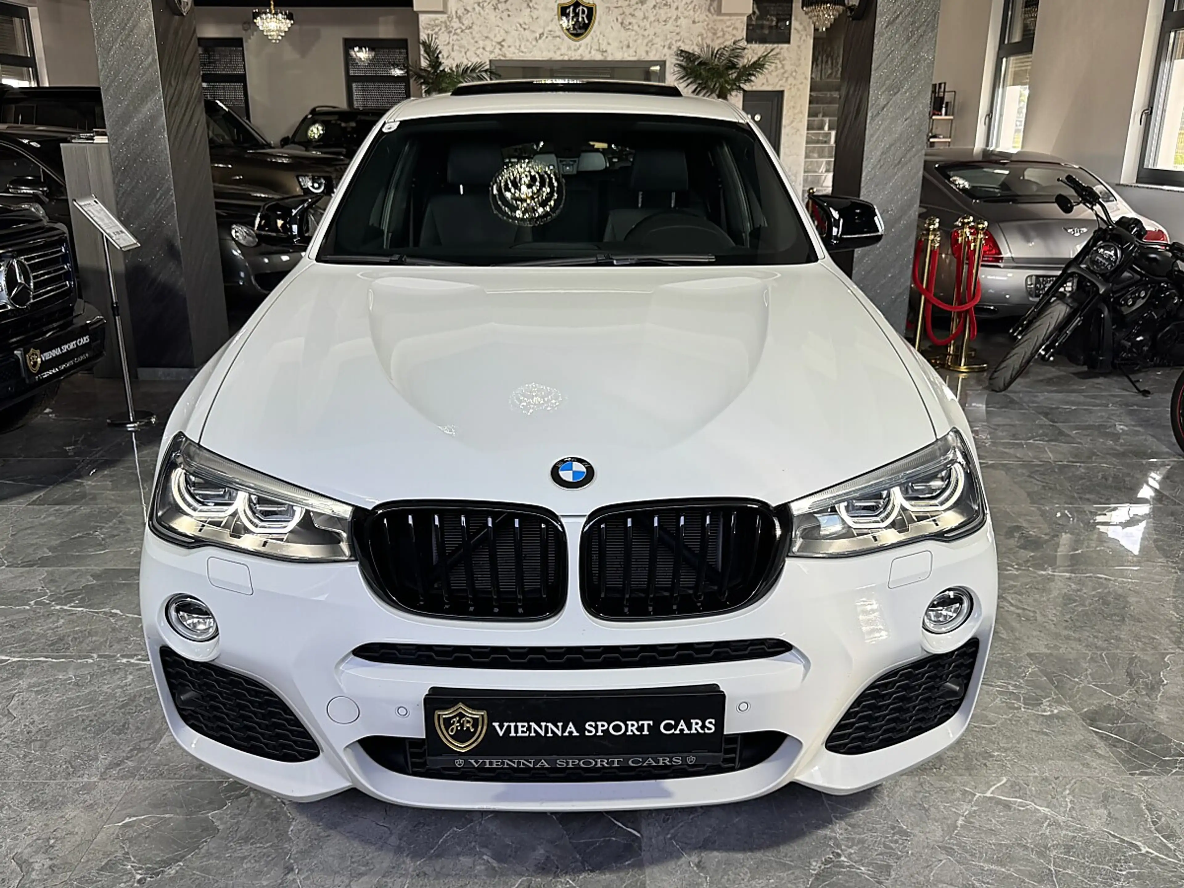 BMW X4 xDrive 20d Aut.*M-Paket*Wenig-KM* — photo 4