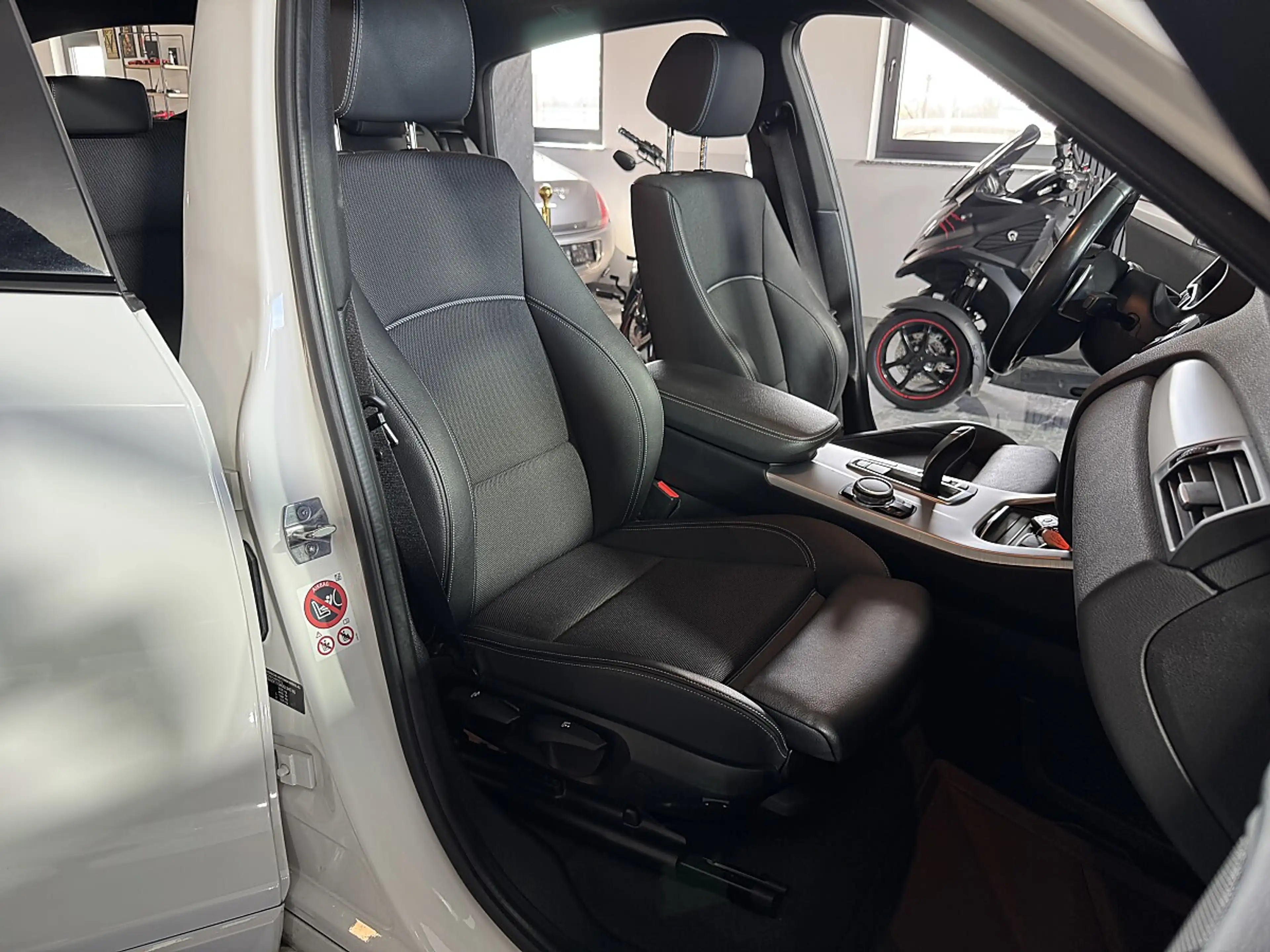 BMW X4 xDrive 20d Aut.*M-Paket*Wenig-KM* — photo 18