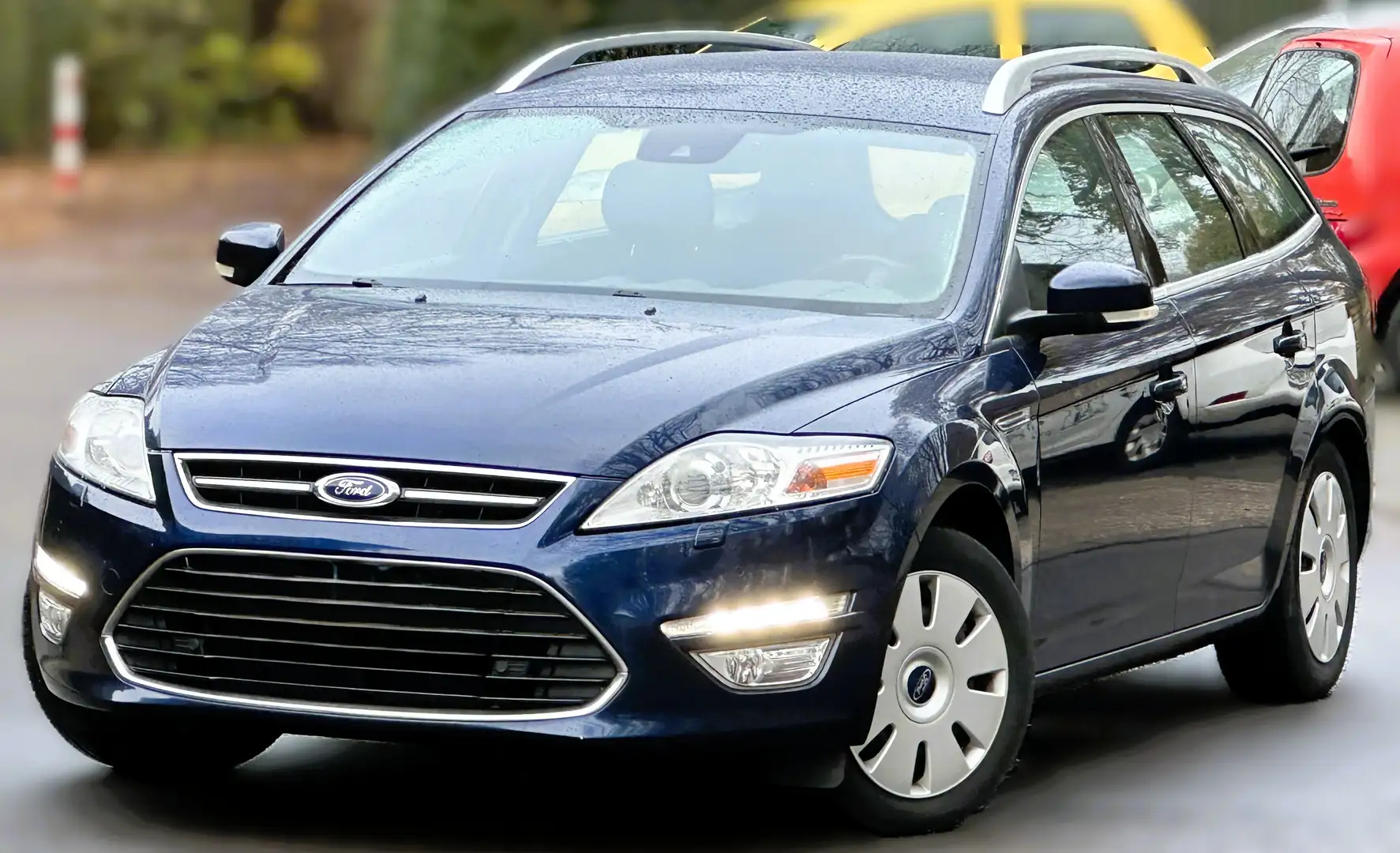 Ford Mondeo Titanium RfK Navi AHK Bi-Xenon Convers + Totwinkel Blau - 1