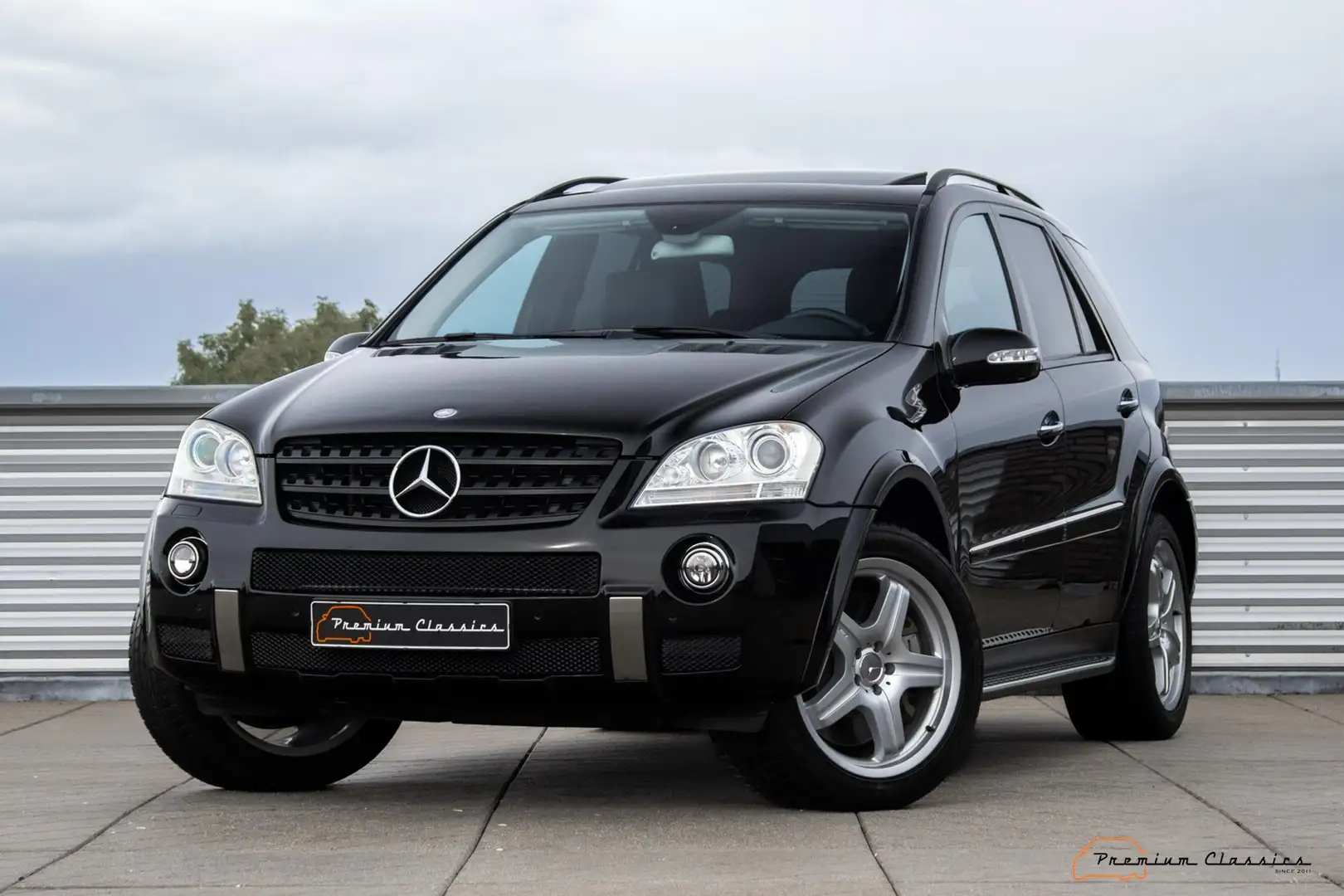 Mercedes-Benz Egyéb ML63 AMG | 66.000KM | 2nd Owner | Tow Hitch | Sunr Fekete - 1