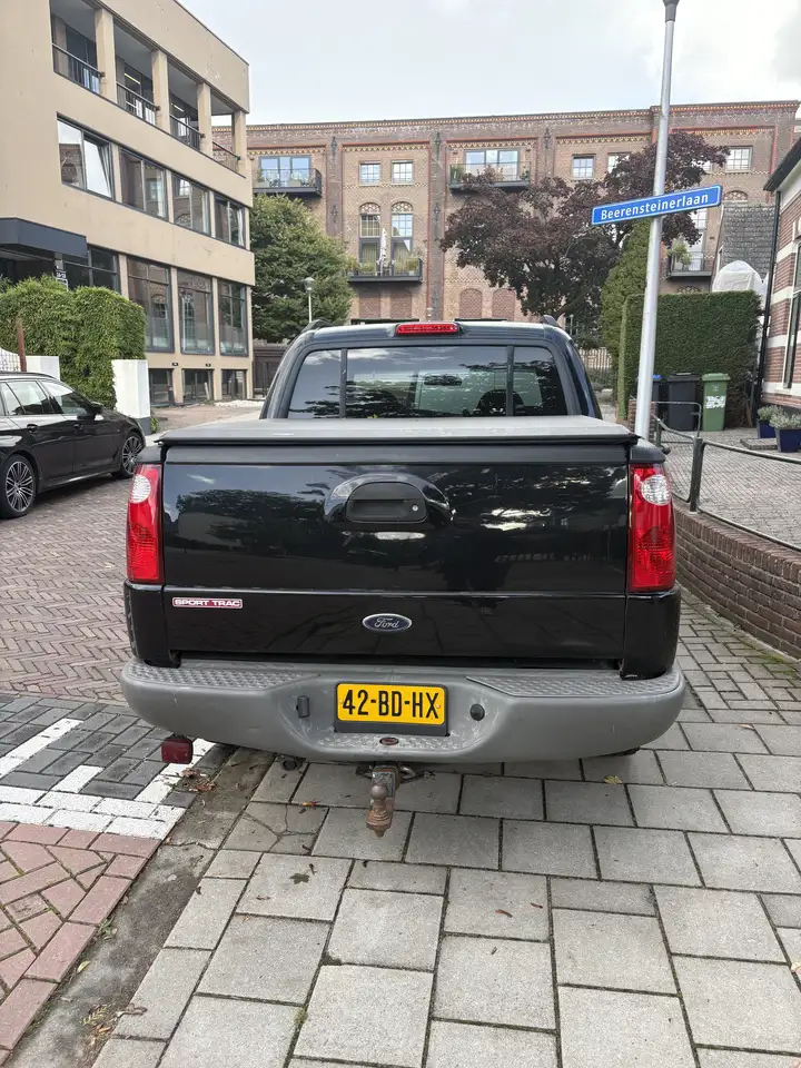 Ford Explorer 4.0 L V6, foto 3