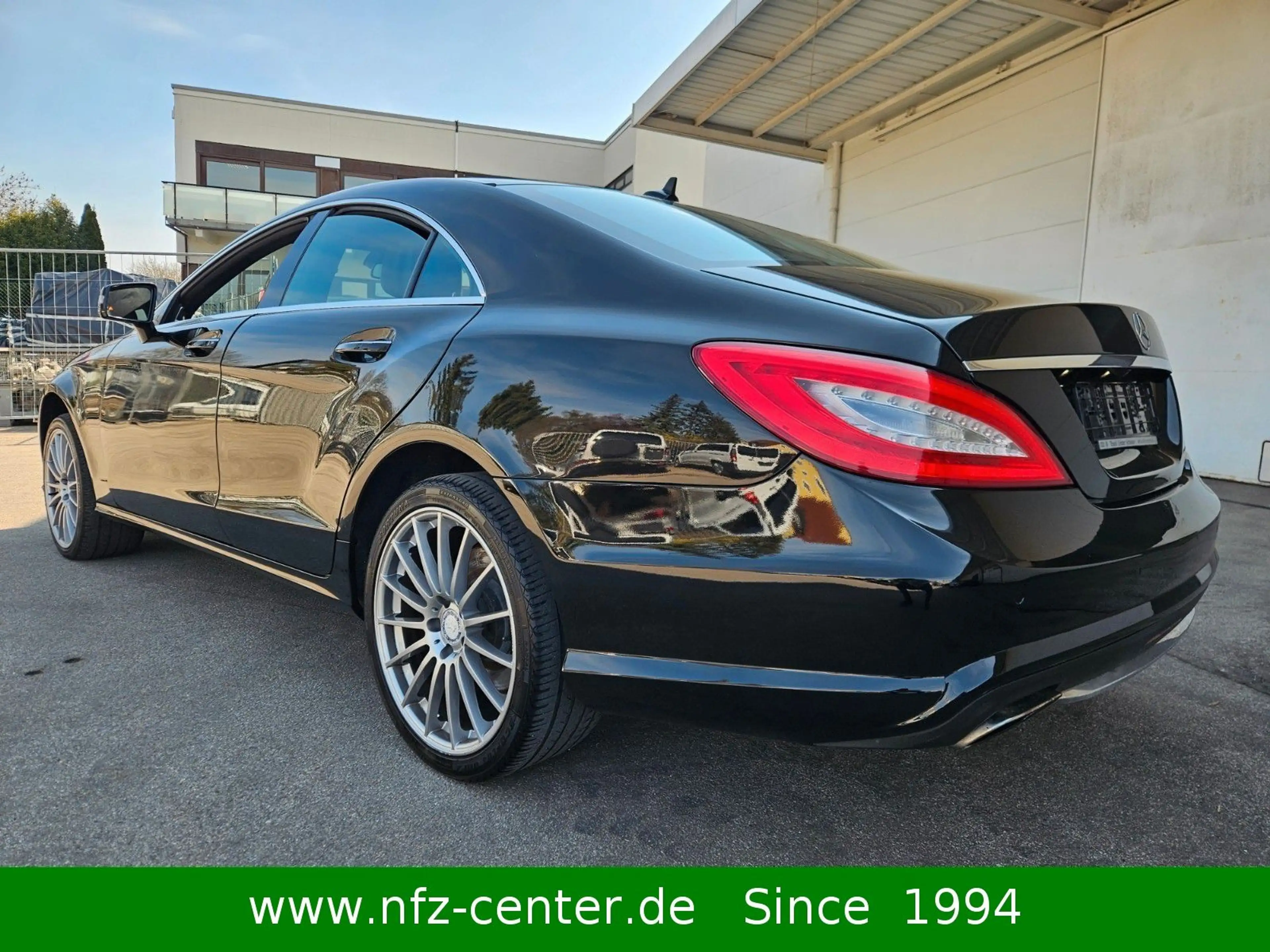 Mercedes-Benz CLS 500 V8 4Matic Leder/SHD/Airmatic/Distronik — photo 5